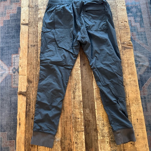 Relwen Windpant Joggers - Picture 4 of 5
